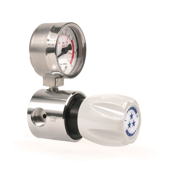 Diaphragm low pressure regulator with balanced valve - S10